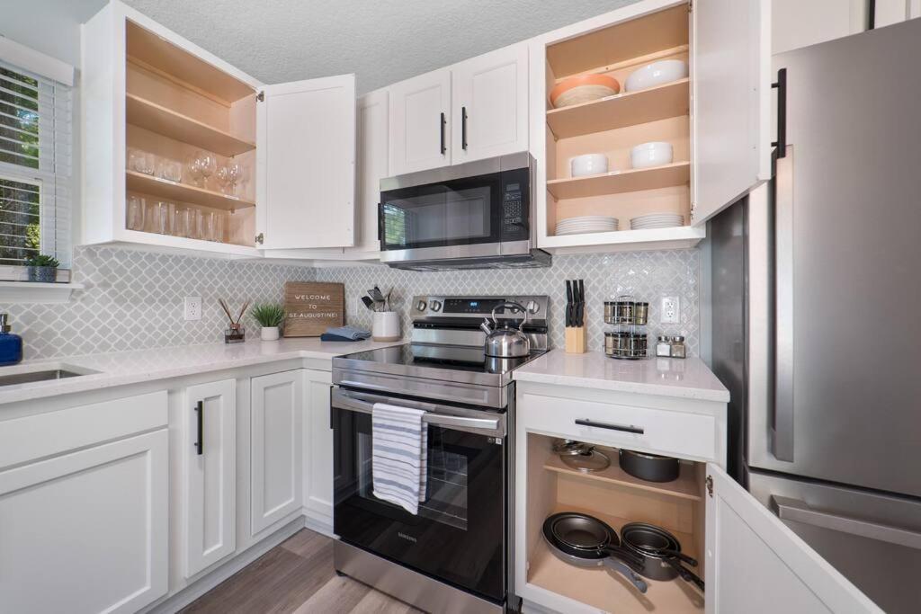 New Modern Bungalow Close To Downtown! Fully Fenced Yard St. Augustine Exteriér fotografie